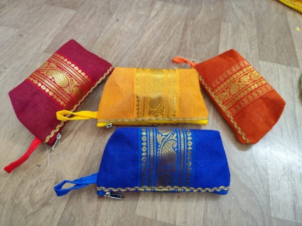 Jute Purse with Zari