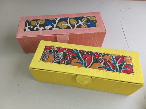 Bangle Box with Rod